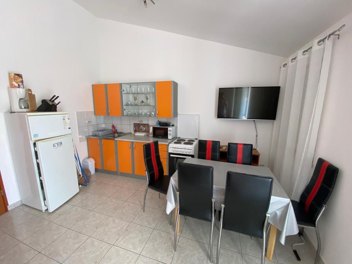 Apartmani Anita Стариград-Пакленица Экстерьер фото