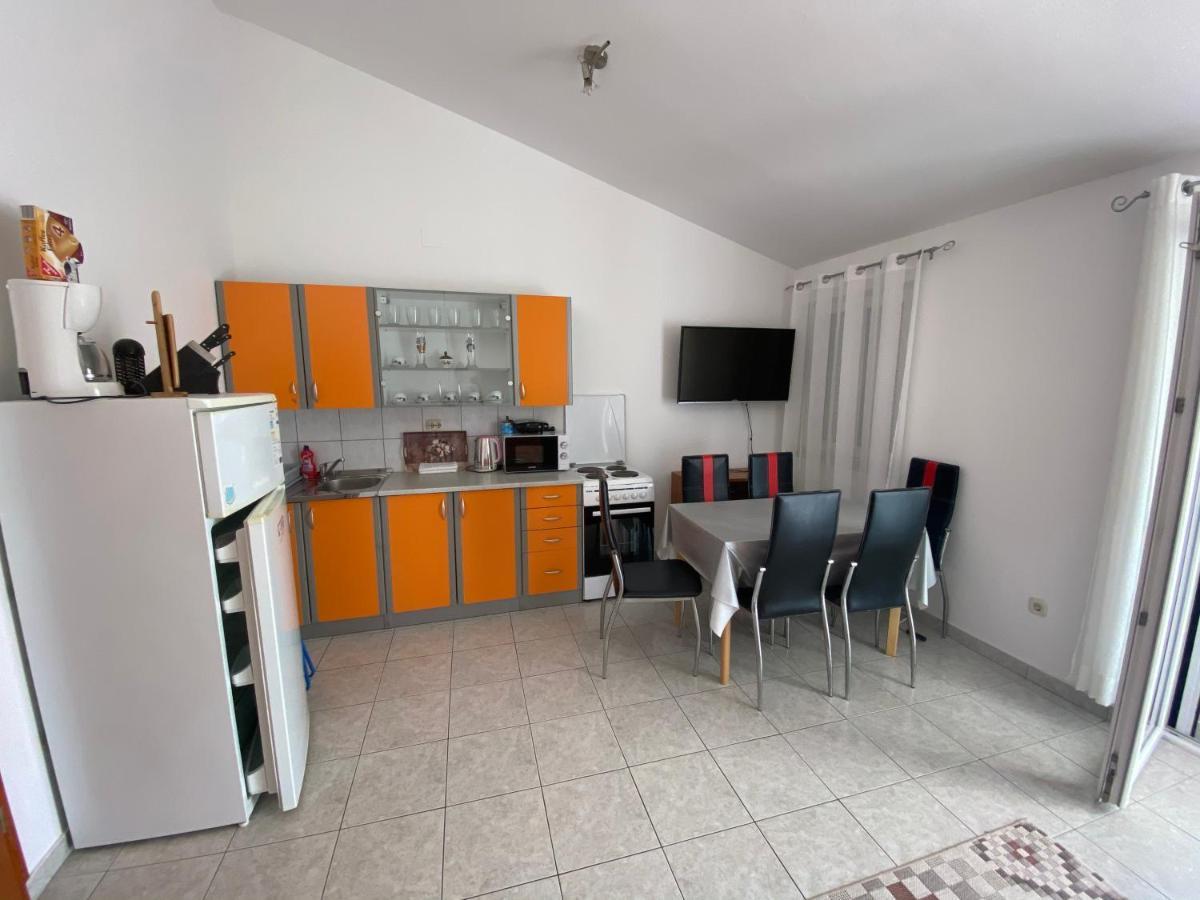 Apartmani Anita Стариград-Пакленица Экстерьер фото
