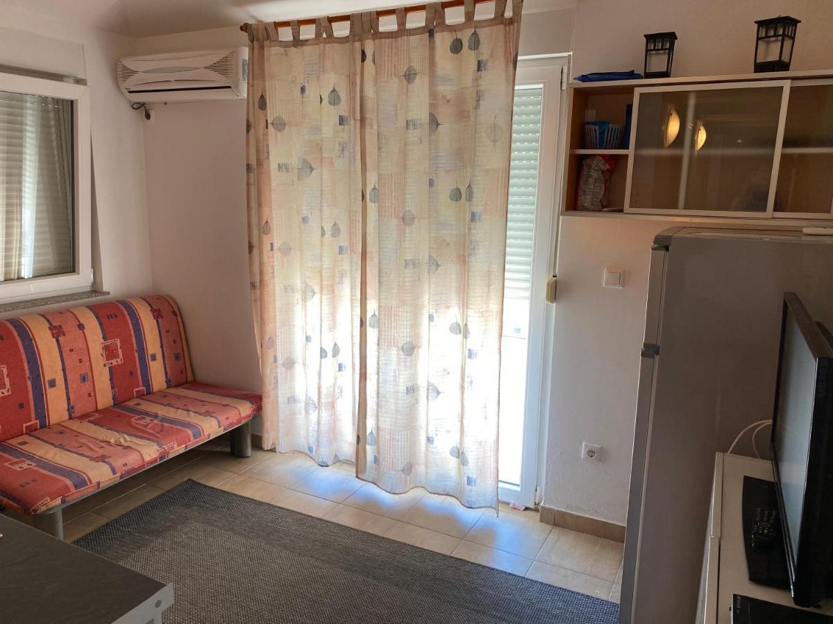 Apartmani Anita Стариград-Пакленица Экстерьер фото